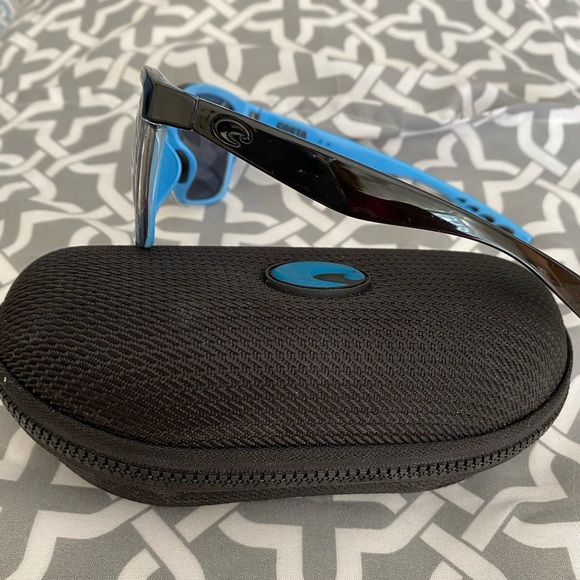 Costa Sunglasses - Picture 2 of 8